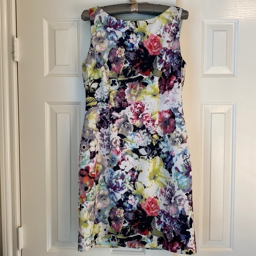 TAHARI Arthur Levine Floral Sheath Dress sz 8 - Picture 4 of 14